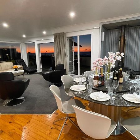 Ocean Front East End Beach House New Plymouth Exteriör bild