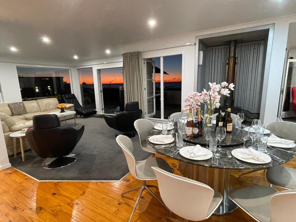 Ocean Front East End Beach House New Plymouth Exteriör bild