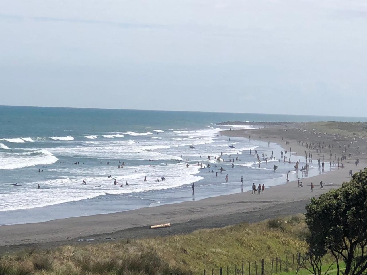 Ocean Front East End Beach House New Plymouth Exteriör bild